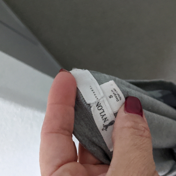 NYLON Apparel Top Small - Picture 5 of 6